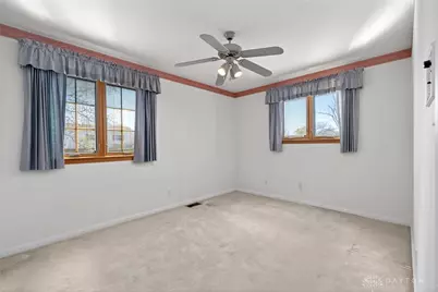 3233 Carrier Avenue, Kettering, OH 45429 - Photo 31