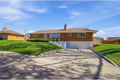 519 Kenbrook Drive, Vandalia, OH 45377 - Photo 3