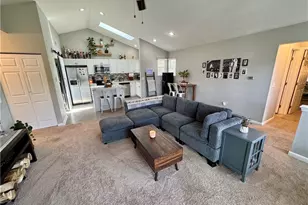 241 Queens Crossing, Centerville, OH 45458 - Photo 7