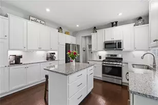 1267 Autumnview Dr, Batavia, OH 45103 - Photo 7