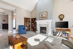9440 Old Bridge Dr, Washington Twp, OH 45458 - Photo 17