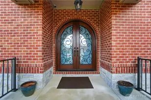 9440 Old Bridge Dr, Washington Twp, OH 45458 - Photo 7