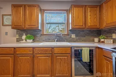 1011 Brookwood Court, Fairborn, OH 45324 - Photo 13