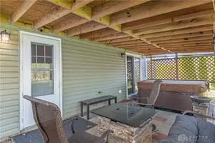 1011 Brookwood Ct, Fairborn, OH 45324 - Photo 35