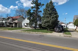 109 E Siebenthaler Ave, Dayton, OH 45405 - Photo 3