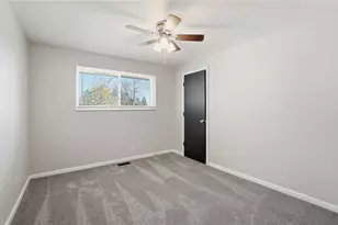 1337 Heatherdale Dr, Kettering, OH 45429 - Photo 25