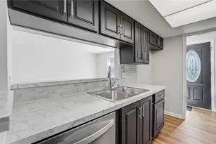 1337 Heatherdale Dr, Kettering, OH 45429 - Photo 15