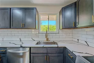 5640 Winshire Terrace, Sugarcreek Twp, OH 45440 - Photo 17