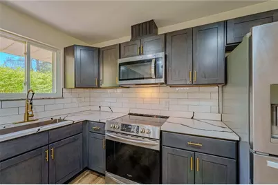 5640 Winshire Terrace, Sugarcreek Twp, OH 45440 - Photo 15