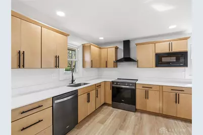 801 Southford Avenue, Dayton, OH 45429 - Photo 9