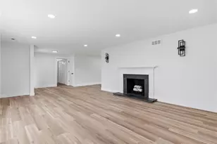 801 Southford Ave, Washington Twp, OH 45429 - Photo 7