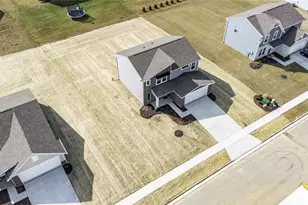 278 Quail Hollow Dr, Brookville, OH 45309 - Photo 9