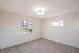 1030 Chateau Dr, Kettering, OH 45429 - Photo 17