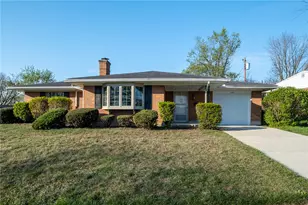 1030 Chateau Dr, Kettering, OH 45429 - Photo 1