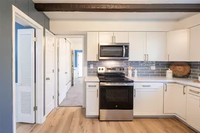 1030 Chateau Drive, Kettering, OH 45429 - Photo 9