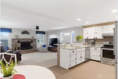 6630 Geen Lee Ct, Huber Heights, OH 45424 - Photo 7