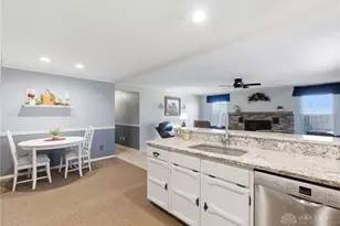 6630 Greenlee Ct, Huber Heights, OH 45424 - Photo 11