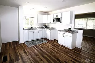 1302 Stuben Dr, Trotwood, OH 45417 - Photo 11