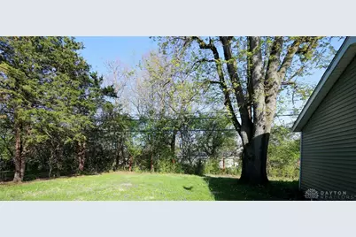 1302 Stuben Drive, Trotwood, OH 45417 - Photo 17