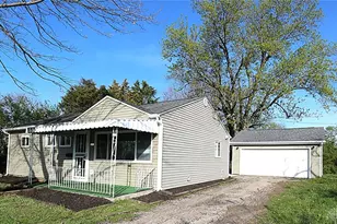 1302 Stuben Dr, Trotwood, OH 45417 - Photo 3