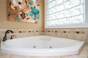 1357 Chelsea Ct, Beavercreek, OH 45434 - Photo 33