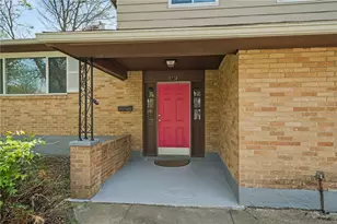 4718 Belcourt Dr, Jefferson Twp, OH 45417 - Photo 3