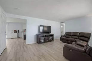 5944 Corsica Dr, Huber Heights, OH 45424 - Photo 7