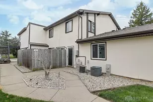 403 Coventry Pl, Fairborn, OH 45324 - Photo 1