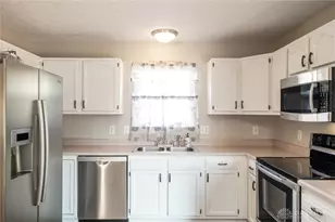 1499 Farrington, Kettering, OH 45420 - Photo 7