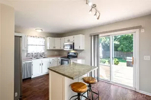 1499 Farrington, Kettering, OH 45420 - Photo 5