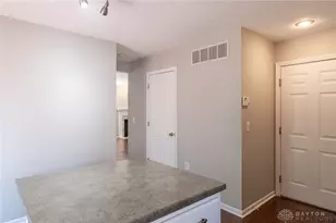 1499 Farrington, Kettering, OH 45420 - Photo 9