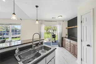 2460 Miami Village Dr, Miamisburg, OH 45342 - Photo 9