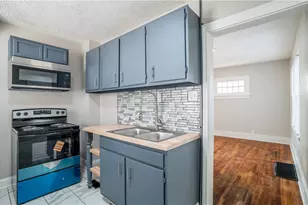 2061 Emerson Ave, Dayton, OH 45406 - Photo 13