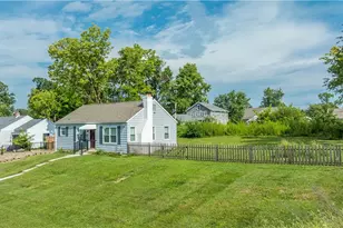 1837 Pinecrest Dr, Dayton, OH 45414 - Photo 3