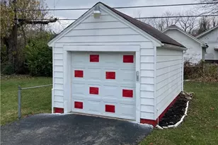 425 Elmhurst Rd, Dayton, OH 45417 - Photo 3