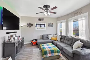 315 Walker St, Greenville, OH 45331 - Photo 9