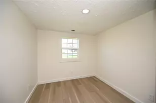 180 Priscilla Ave, Clayton, OH 45415 - Photo 25