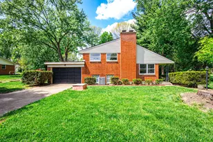 733 Timberwood Dr, Beavercreek, OH 45430 - Photo 3