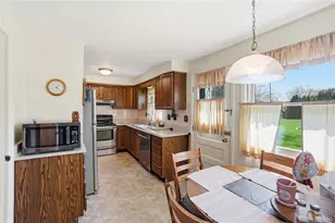 6225 Possum Run Rd, Bellbrook, OH 45440 - Photo 11