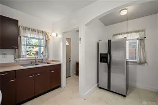 4207 S Dixie Dr, Moraine, OH 45439 - Photo 9