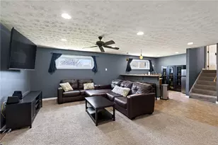 689 Chipplegate Dr, Centerville, OH 45459 - Photo 33