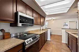 689 Chipplegate Dr, Centerville, OH 45459 - Photo 21