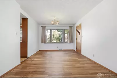 814 Wellington Drive, Springfield Twp, OH 45506 - Photo 11