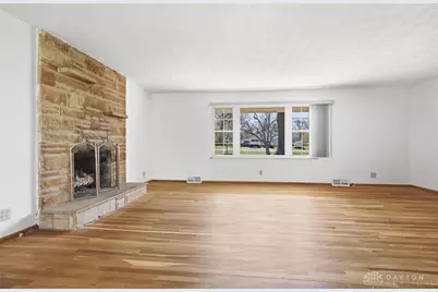 814 Wellington Drive, Springfield Twp, OH 45506 - Photo 9