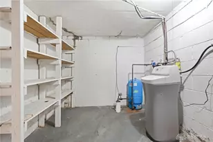 814 Wellington Dr, Springfield Twp, OH 45506 - Photo 41