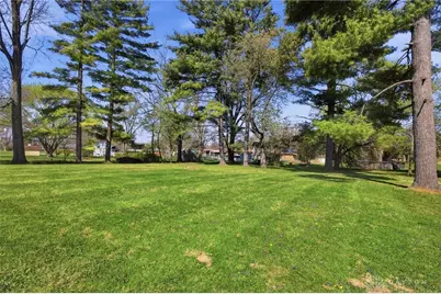 814 Wellington Drive, Springfield Twp, OH 45506 - Photo 45