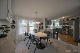 12218 Sandi Ln, Medway, OH 45341 - Photo 11