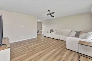 1171 N Sulphur Springs Rd, West Alexandria, OH 45381 - Photo 9