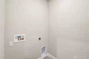 710 Deerhurst Dr, Vandalia, OH 45377 - Photo 29