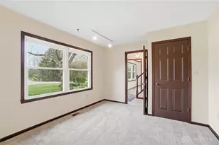 1650 E Slater Ct, Beavercreek Twp, OH 45385 - Photo 27